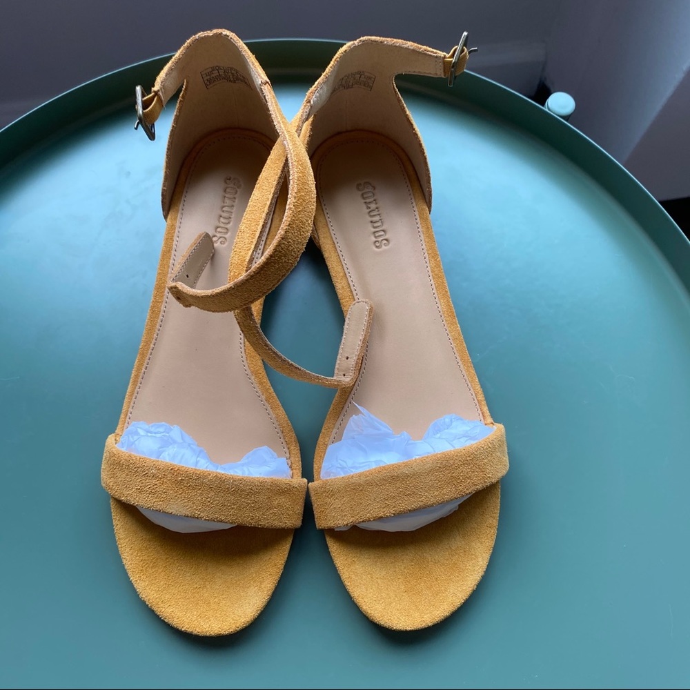 NWT Soludos yellow suede sandals with ankle straps